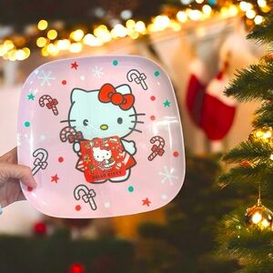Hello kitty Christmas plates set of 4